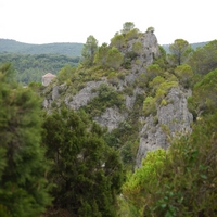 Photo de France - Le Cirque de Mourèze et le Lac du Salagou